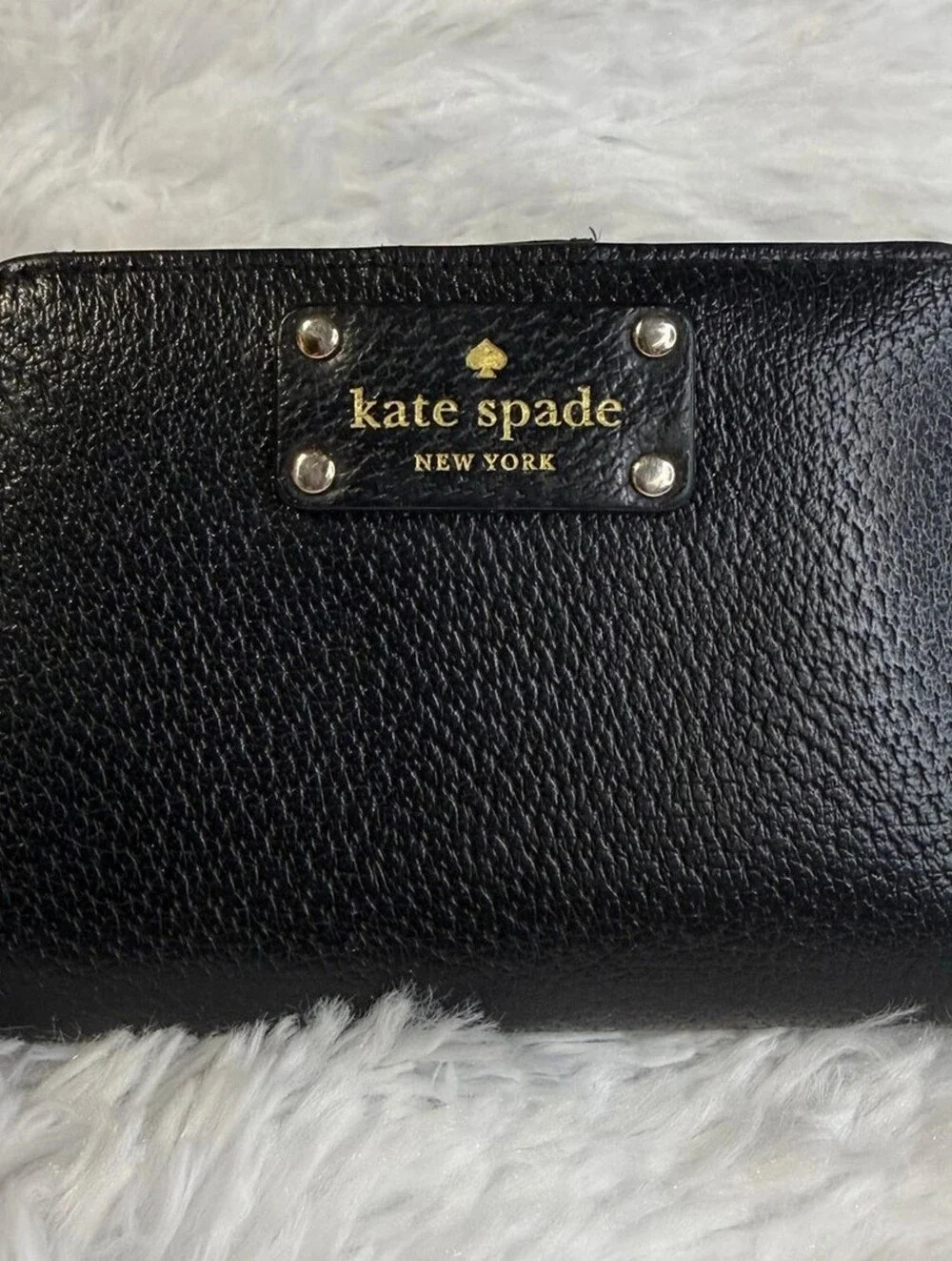 kate spade black leather small zip & snap wallet with gold logo